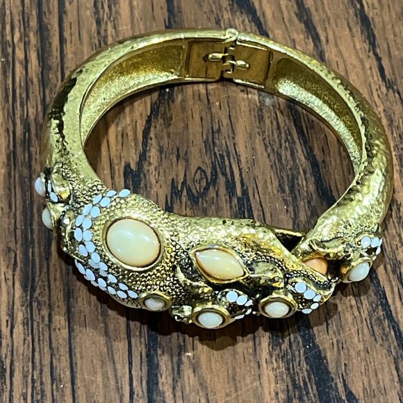 Rare Vintage Barrera Jewel Entrusted Stylized Snake Mouse In Mouth Cuff Bracelet - Picture 5 of 10